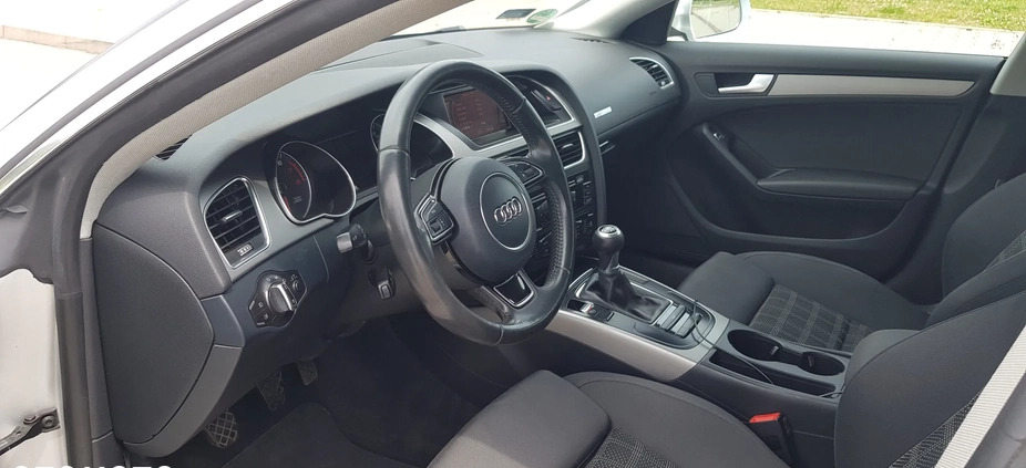 Audi A5 cena 47800 przebieg: 268600, rok produkcji 2012 z Legnica małe 466